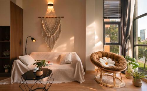 HN Homes - Căn hộ 2 phòng ngủ đầy đủ nội thất, view sông đường Hoàng Sa, Quận 1