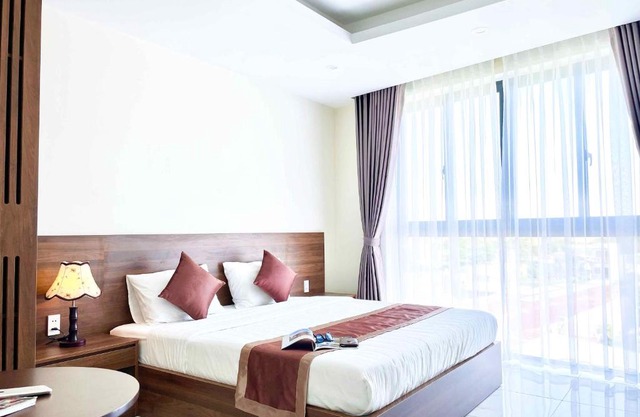 Hoàng Triều Hotel - Marina Bình Dương