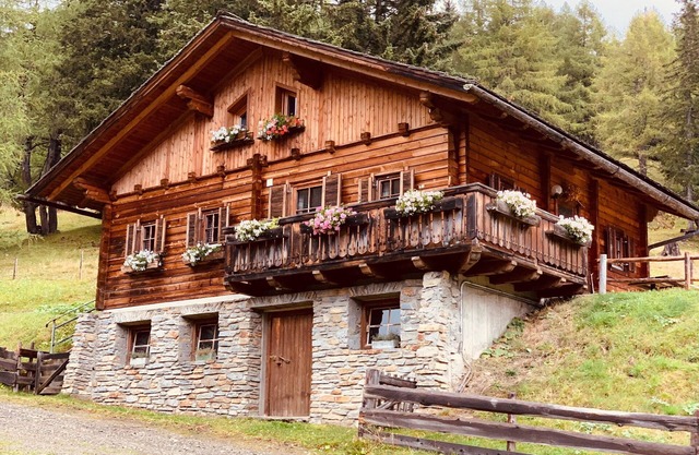 Holiday home Almhütte "Gipper"
