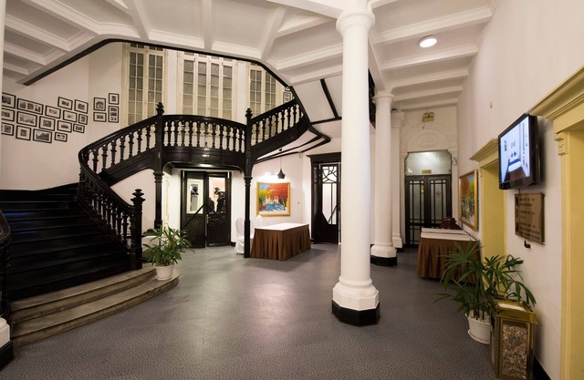 Hoa Binh Hotel