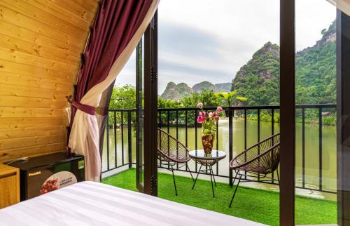Hoang Minh Mountainside Villa