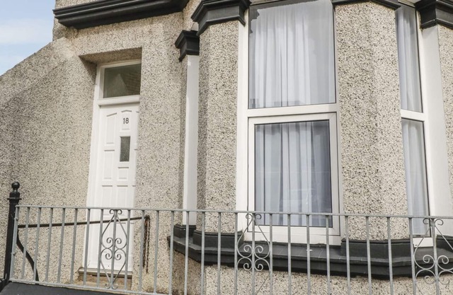 HOE APARTMENT in Plymouth