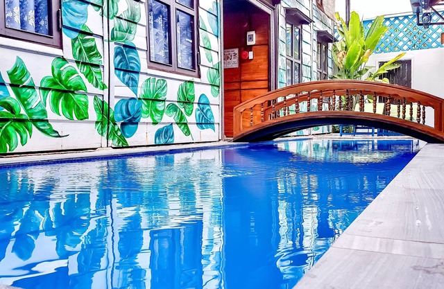 Hoi An Wooden Villa*