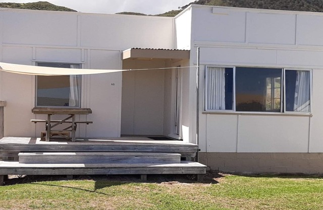 Hokianga Classic Bach with Harbour Views