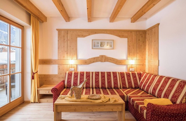 Holiday Apartment'Bärental on the Health Farm Wollbach - Gruberhof' with Wi-Fi & Balcony