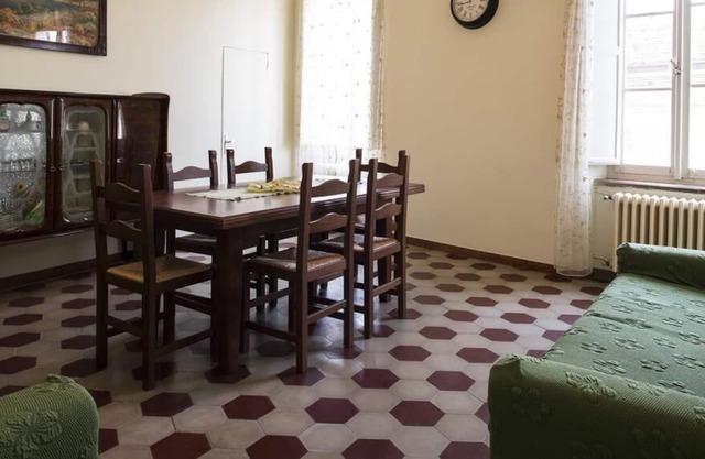 Holiday apartment Monte San Pietrangeli for 2 - 5 persons with 2 bedrooms - Holiday apartment in one