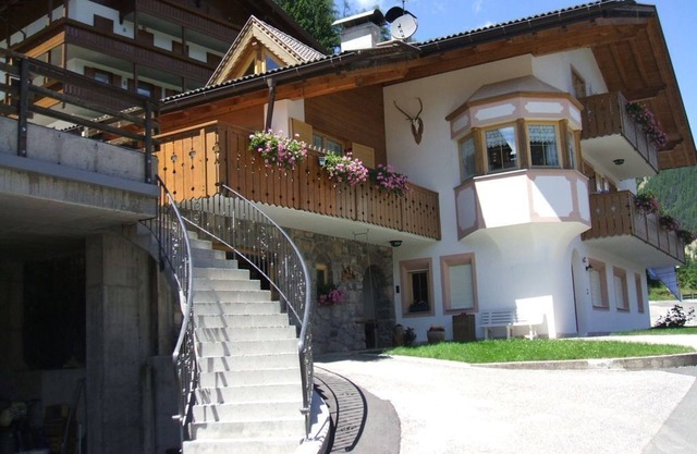 Holiday Apartment "Villa Mazzel - Cima 12" with Wi-Fi & Mountain View