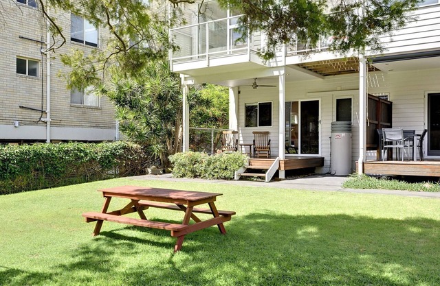 Holiday accommodation in Shoal Bay