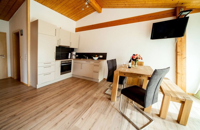 Holiday Apartment '60sqm, 2 Bedrooms' with Balcony and Wi-Fi