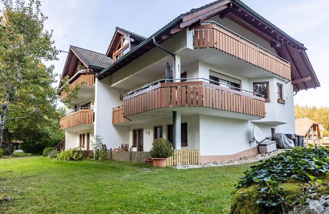 Holiday Apartment "Ruheoase" with Private Terrace and Wi-Fi