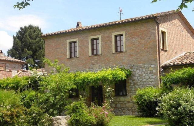Holiday apartment Monteleone d'Orvieto for 1 - 7 persons with 2 bedrooms - Farmhouse