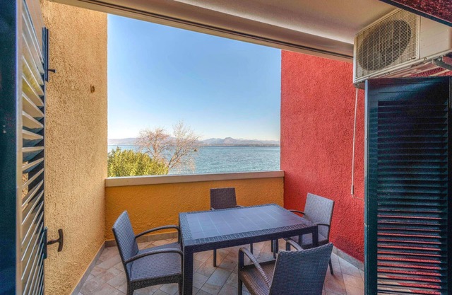 Holiday apartment Peschiera del Garda for 1 - 5 persons with 2 bedrooms - Holiday apartment