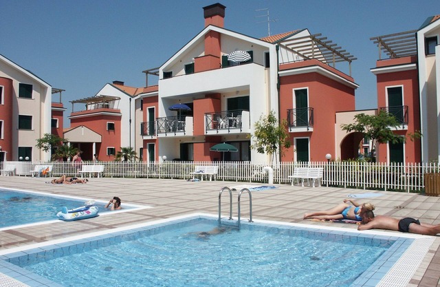 Holiday apartment mit Pool