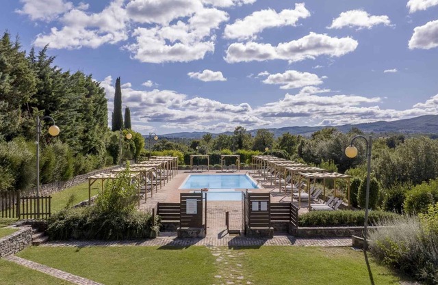 Holiday apartment embedded in the green nature of Umbria