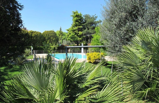 Holiday apartment Manerba del Garda for 1 - 5 persons with 2 bedrooms - Holiday apartment in one or