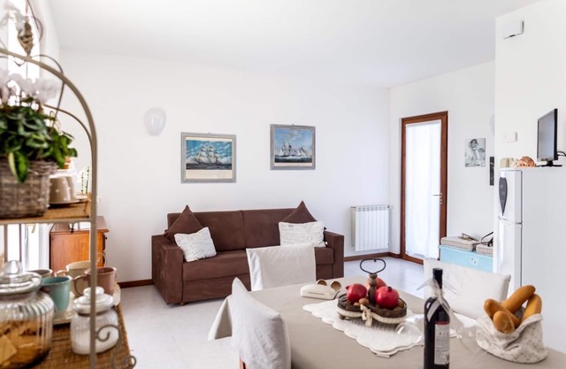 Holiday apartment Manerba del Garda for 1 - 4 persons with 1 bedroom - Row house