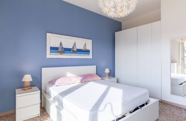Holiday Apartment "Casa Di Elena Marina Di Carrara" with Sea View & Private Terrace