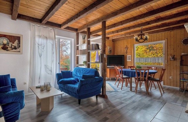 Holiday Apartment 'Ferien Bei Waltraud Weiss' with Mountain View, Shared Terrace and Wi-Fi