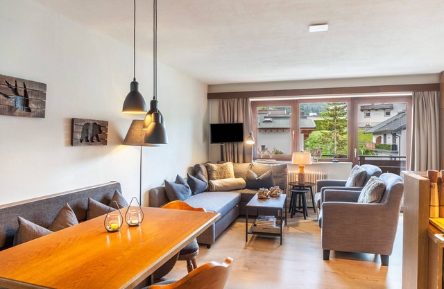 Holiday Apartment "Haus Excelsior Top 31" with Mountain View, Balcony & Wi-Fi