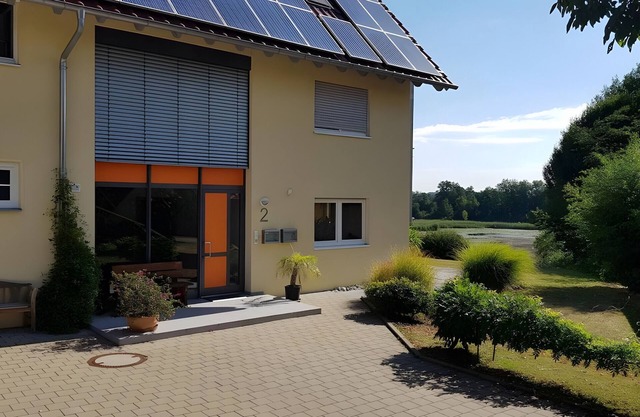 Holiday Apartment 'Goelz' with Lake View, Wi-Fi and Air Conditioning