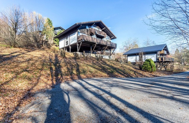 Holiday Apartment "Vorauf - Föttinger" with Mountain View, Shared Garden & Wi-Fi
