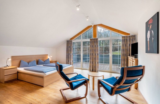 Holiday Apartment 'Bergblick' with Balcony