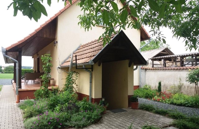 Holiday apartment Balatonkeresztúr for 1 - 6 persons with 3 bedrooms - Holiday apartment in one or m