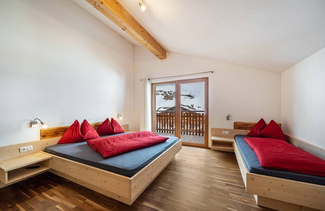Holiday Apartment "Edelweiss" on a Mountain Farm with Balcony, Garden and Sauna