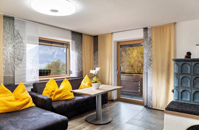 Holiday Apartment "Spieljoch" with Shared Garden & Wi-Fi