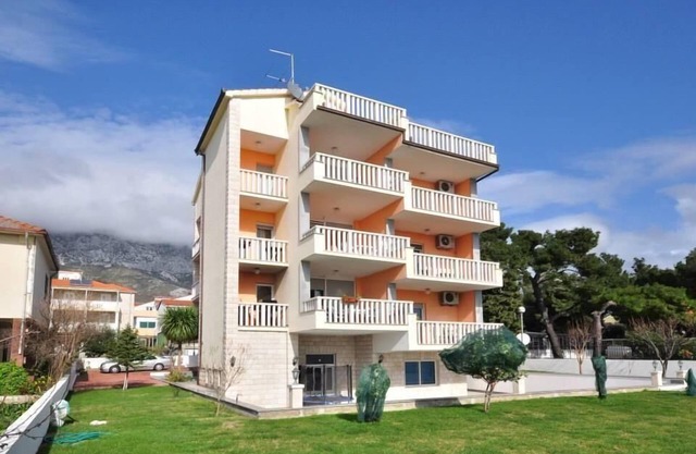 Holiday apartment Kastel Gomilica for 1 - 8 persons with 3 bedrooms - Holiday apartment