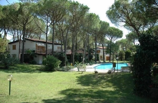 Holiday apartment Lignano Sabbiadoro for 1 - 4 persons with 2 bedrooms - Holiday apartment
