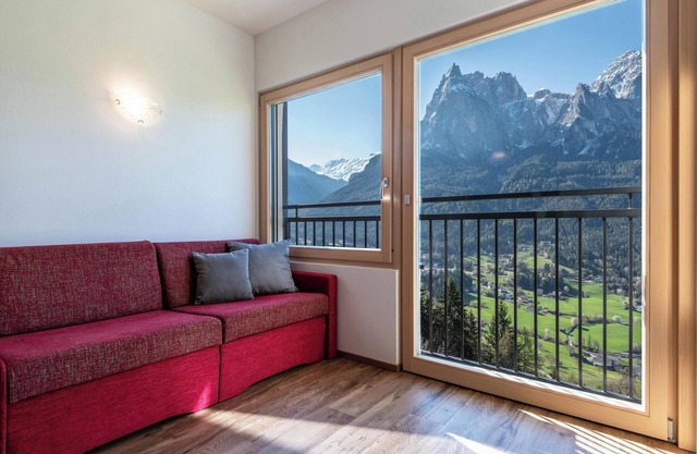 Holiday Apartment 'Thusnelda A' with Mountain View, Balcony & Wi-Fi