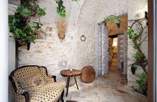 Holiday Apartment "La Cueva De Medina-Sidonia" with Private Terrace & Wi-Fi
