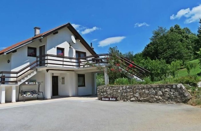 Holiday apartment Smoljanac for 1 - 2 persons with 1 bedroom - Holiday apartment in one or multi-fam