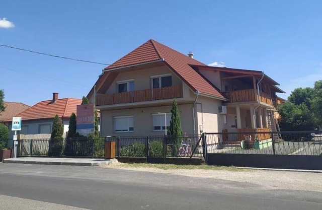 Ferienwohnung Balatonfenyves Für Personen 
