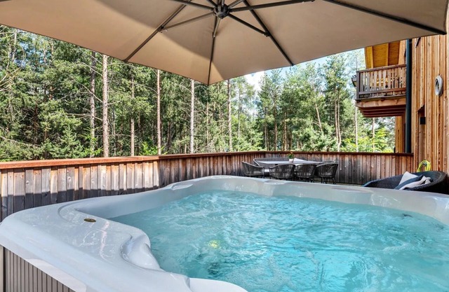 Holiday Apartment "Schartneralm Fichte" with Forest and Pasture View, Terrace & Whirlpool