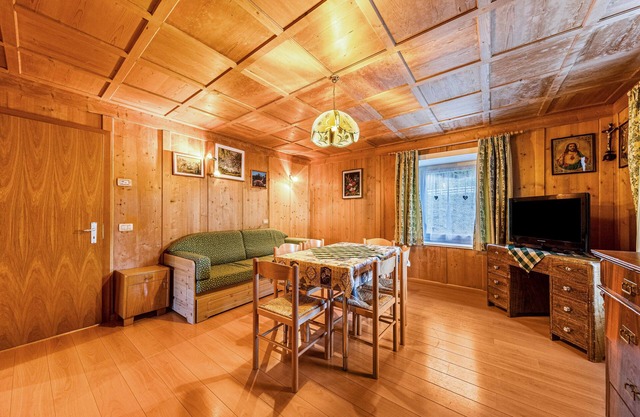 Holiday Apartment "Ciasa Tach" with Mountain View, Balcony & Wi-Fi