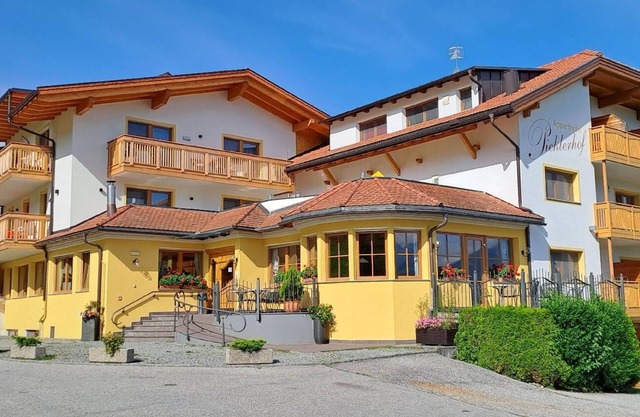 Holiday apartment Sankt Lorenzen (San Lorenzo di Sebato) for 1 - 4 persons with 1 bedroom - Holiday