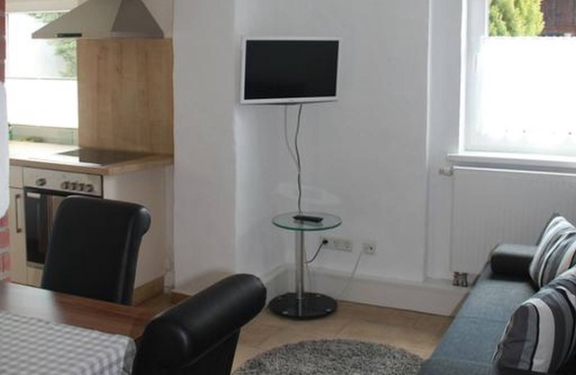 Holiday Apartment '1, 45sqm' with Shared Garden and Wi-Fi
