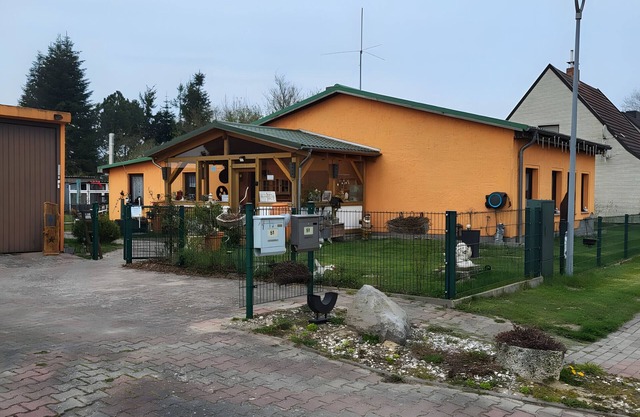 Holiday Apartment '1' with Shared Terrace, Shared Garden and Wi-Fi