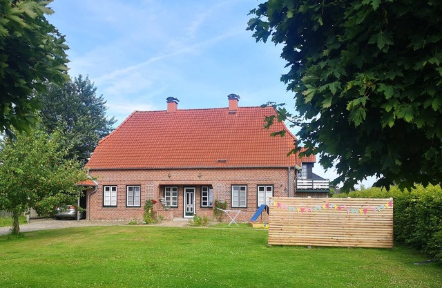 holiday apartment/apt. for 5 guests with 110m² in Epenwöhrden (170068)
