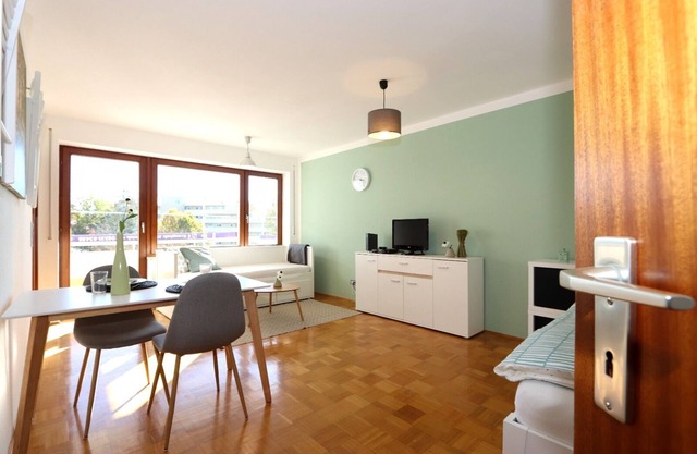 Holiday apartment "Above the roofs"