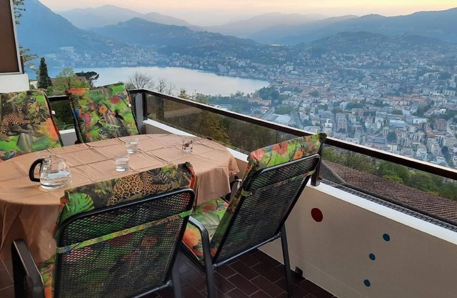 Holiday apartment Aldesago for 1 - 4 persons with 1 bedroom - Holiday apartment in one or multi-fami