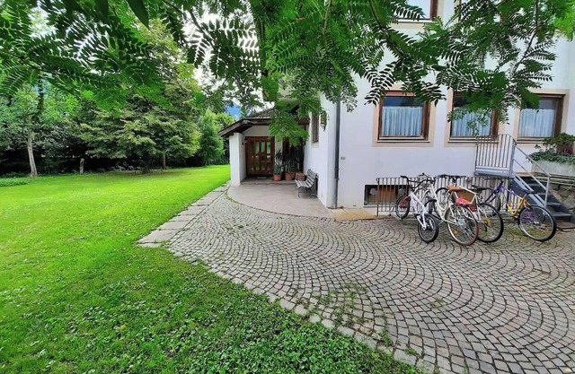 Holiday Apartment 'Annabelle' with Shared Pool, Shared Garden and Wi-Fi