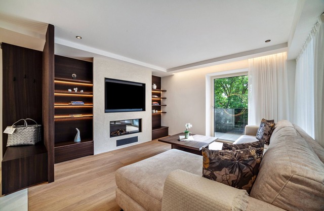 Holiday Apartment "Apt. Dora - Schenna Chalet" with Mountain View, Private Terrace & Wi-Fi