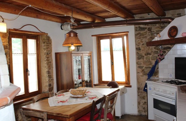 Holiday apartment Arsie' for 4 persons with 2 bedrooms - Twin house