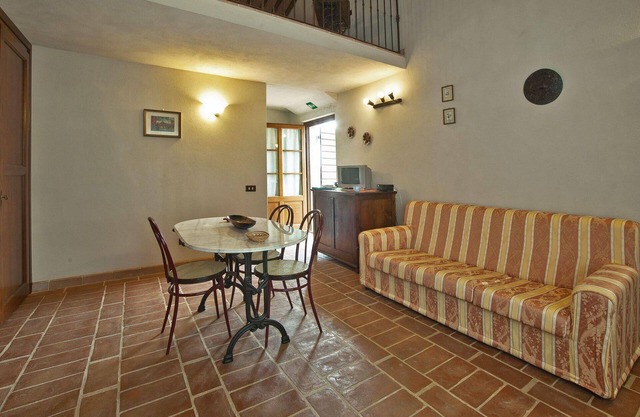 Holiday apartment Asciano for 1 - 2 persons with 1 bedroom - Twin house