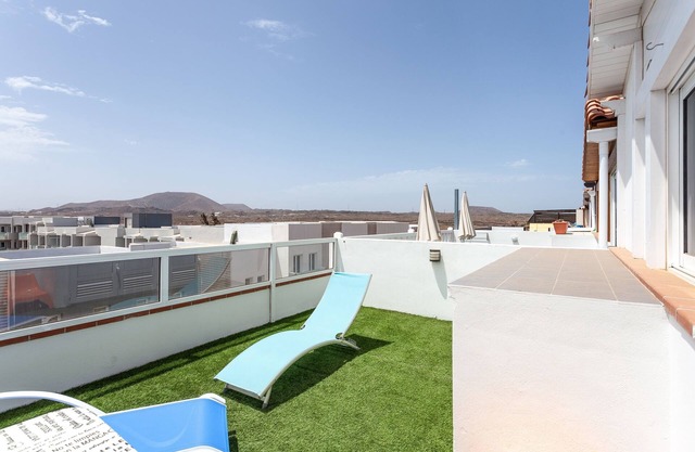 Holiday Apartment "Atico Casapueblo" Near the Beach with Mountain View