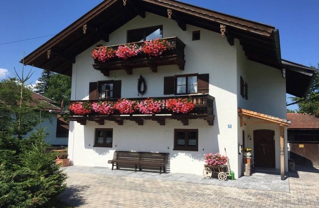 Holiday apartment Bergzeit - Zollner Priska - Wendelstein