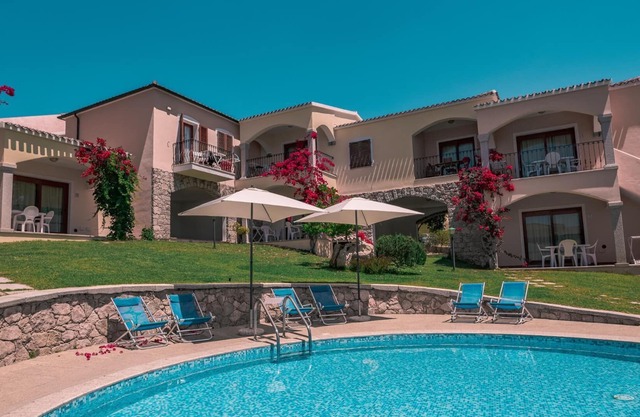 Holiday apartment Badesi for 1 - 6 persons with 2 bedrooms - Holiday apartment in one or multi-famil